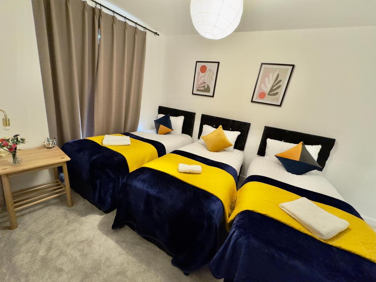 3Bedroom, 2Bathroom, Balcony,Luxury Flat Westfield لندن المظهر الخارجي الصورة