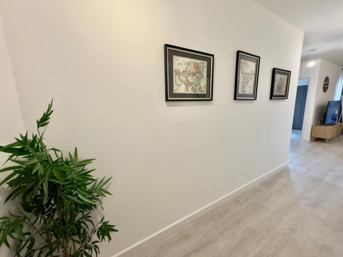 3Bedroom, 2Bathroom, Balcony,Luxury Flat Westfield لندن المظهر الخارجي الصورة