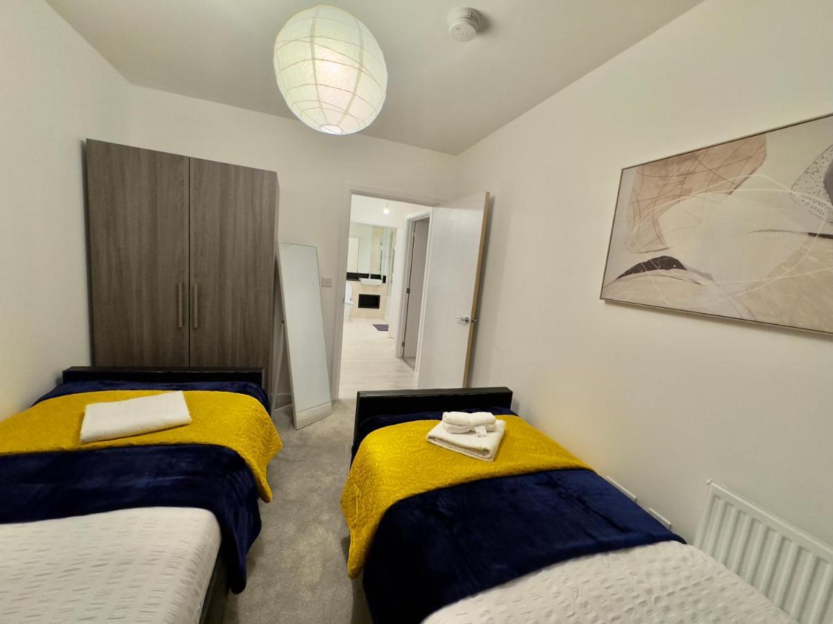 3Bedroom, 2Bathroom, Balcony,Luxury Flat Westfield لندن المظهر الخارجي الصورة