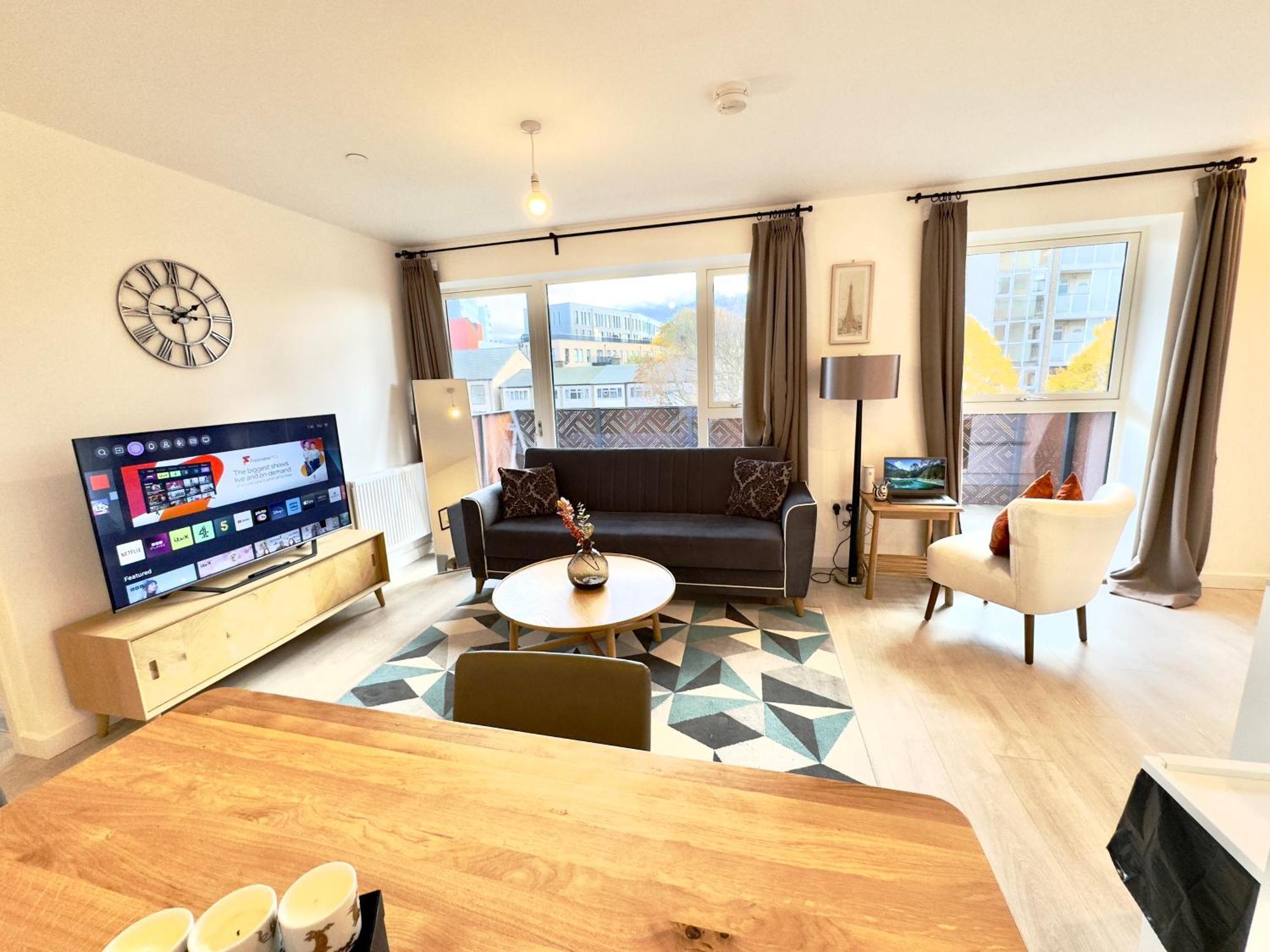 3Bedroom, 2Bathroom, Balcony,Luxury Flat Westfield لندن المظهر الخارجي الصورة